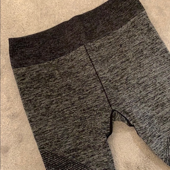 Leggings - Picture 2 of 4